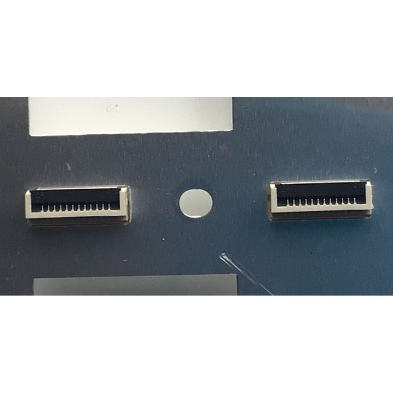 KIT DE LED'S PARA TV TCL ((INCOMPLETO SOLO 9 PIEZAS)) / NOTA IMPORTANTE:KIT CONSTA DE 10 PIEZAS EN TOTAL  - Imagen 2